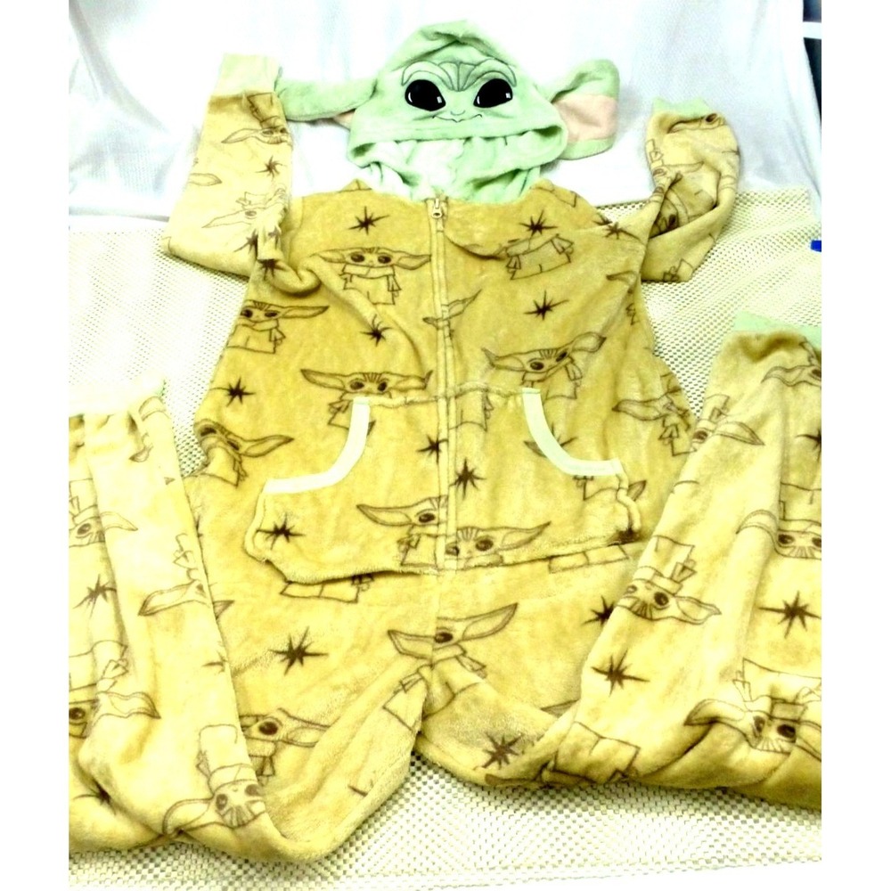 Star Wars Mandalorian Grogu Baby Yoda Fleece Union Suit Pajamas Kids Large Tan